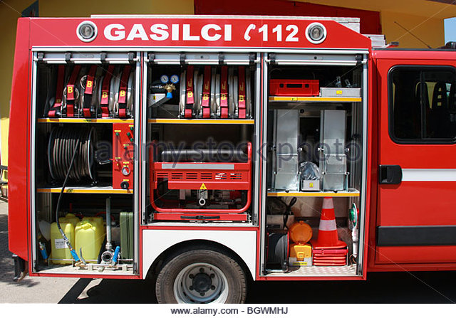 equipment-in-the-smal-fire-truck-bgwmhj